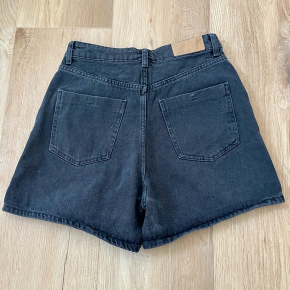 Zara High Waisted Button Fly Five Pocket Jean / Denim Shorts Women’s Size 6 - Picture 4 of 9